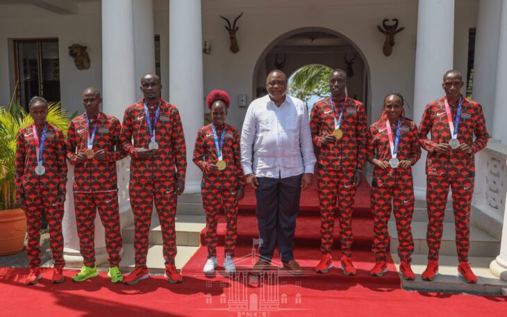 uhuru with kenya olympics team 2020